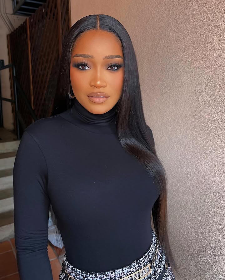 No photo description available.