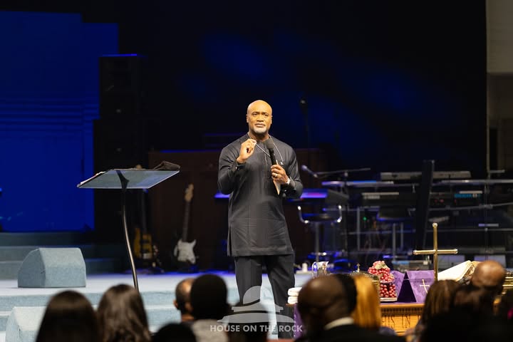 No photo description available.