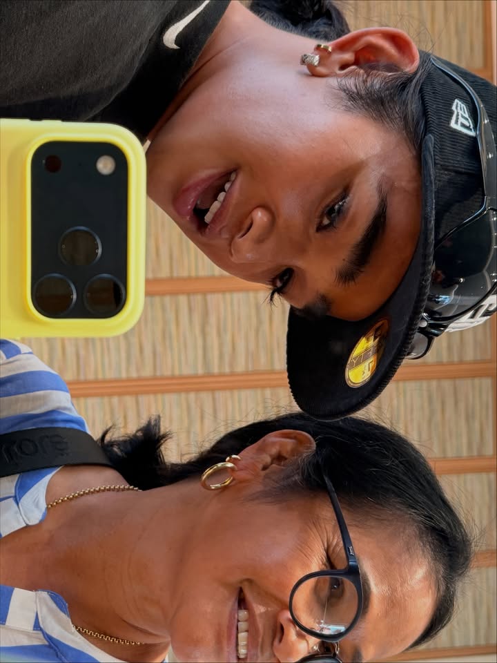 No photo description available.