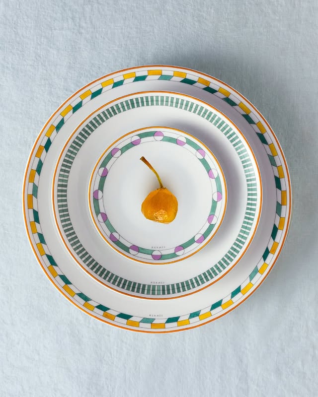 No photo description available.