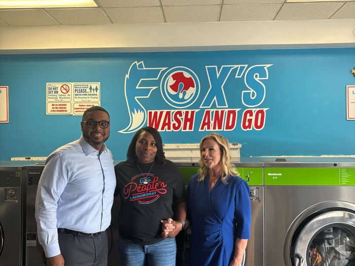 No photo description available.