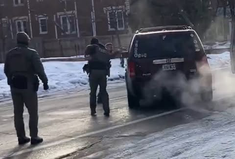 May be an image of jeep, tailpipe, car, minivan, blower, road, street, snow and text