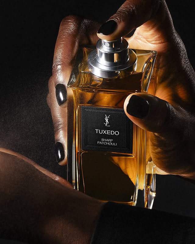 May be an image of ‎fragrance, perfume and ‎text that says '‎TUXEDO PATCHOULI PATCH PATCHOULI HARP اعلا‎'‎‎