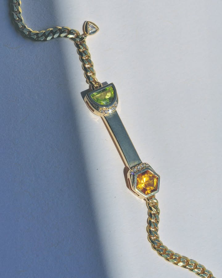 No photo description available.