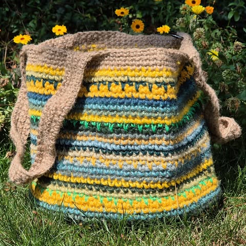 No photo description available.