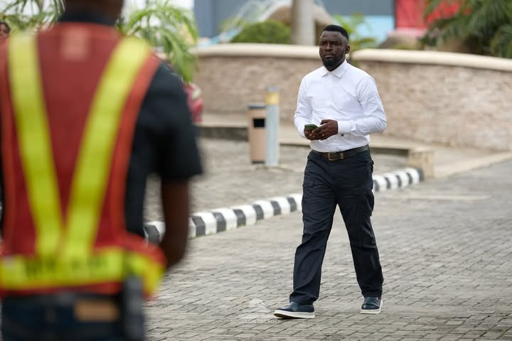 No photo description available.